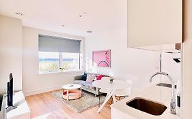 Luxx Apartment & Suites, London Heathrow Airport, Terminal 4, Piccadilly Underground Train Station Nearby!